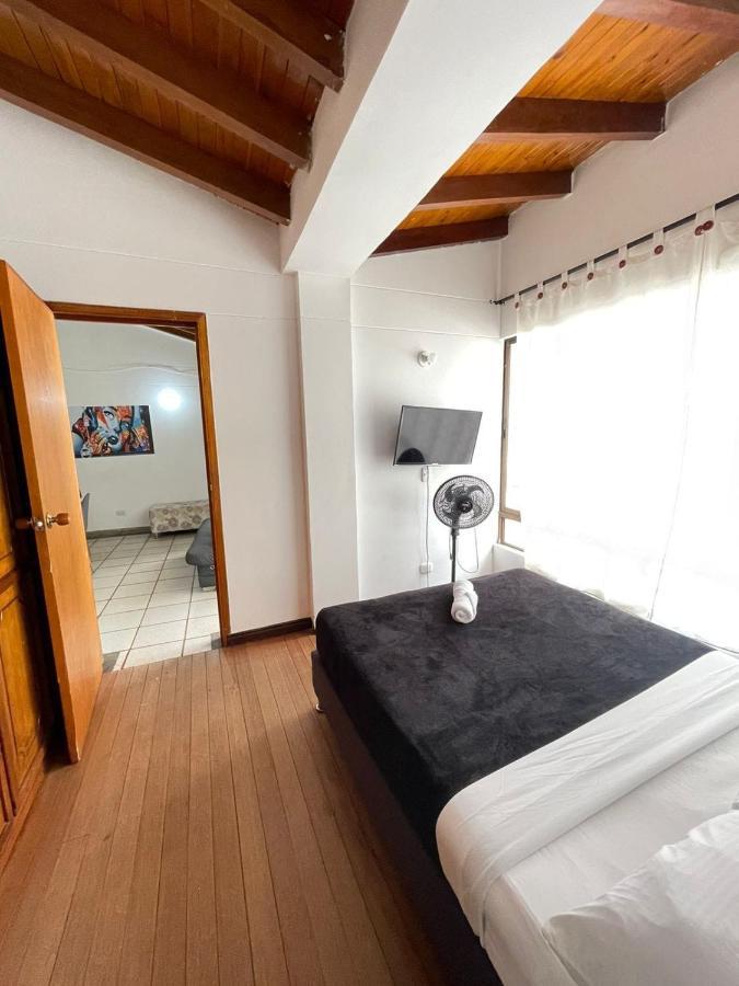 Apartahotel Circunvalar By Parceros Group Pereira Esterno foto