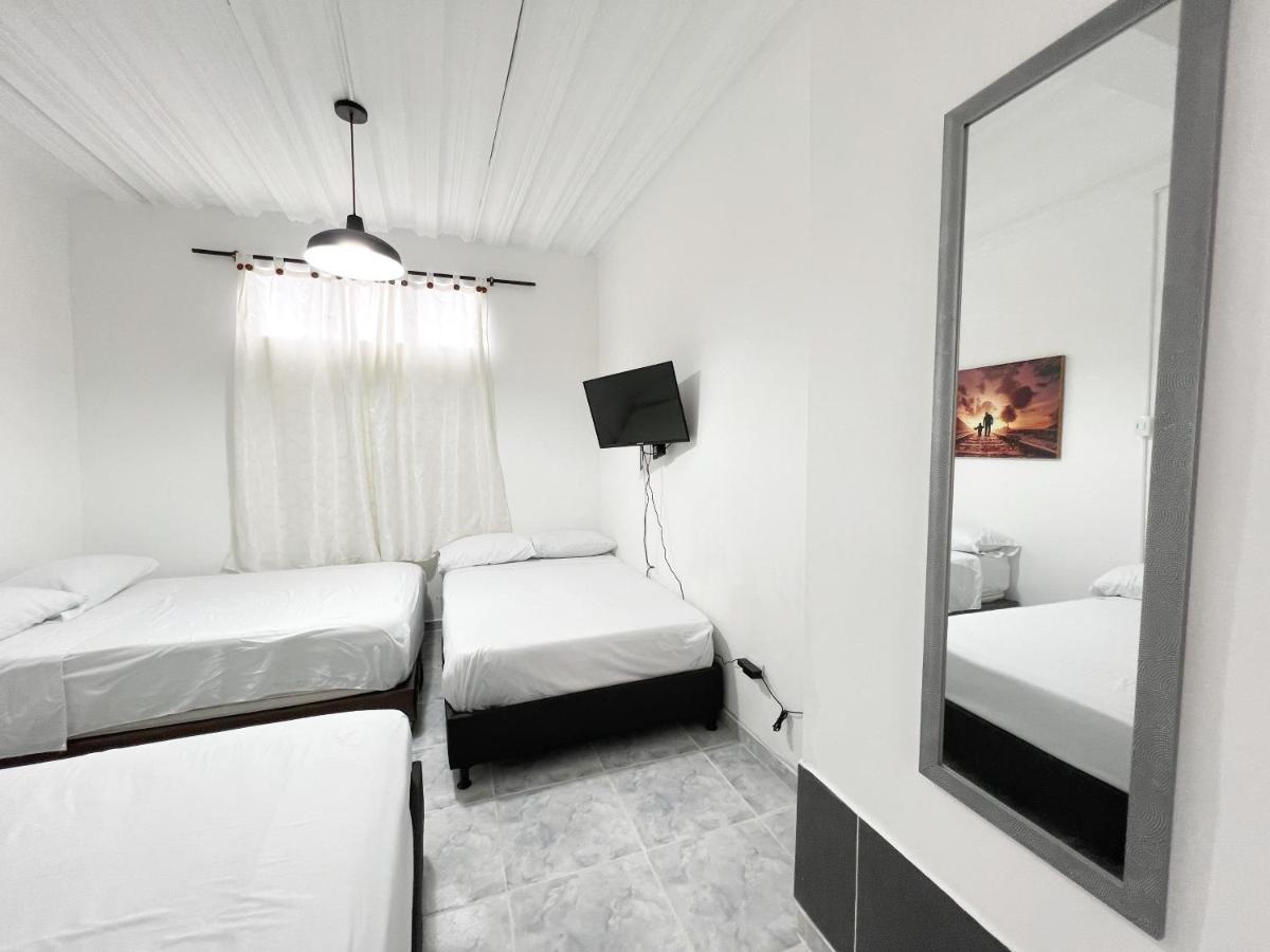 Apartahotel Circunvalar By Parceros Group Pereira Esterno foto