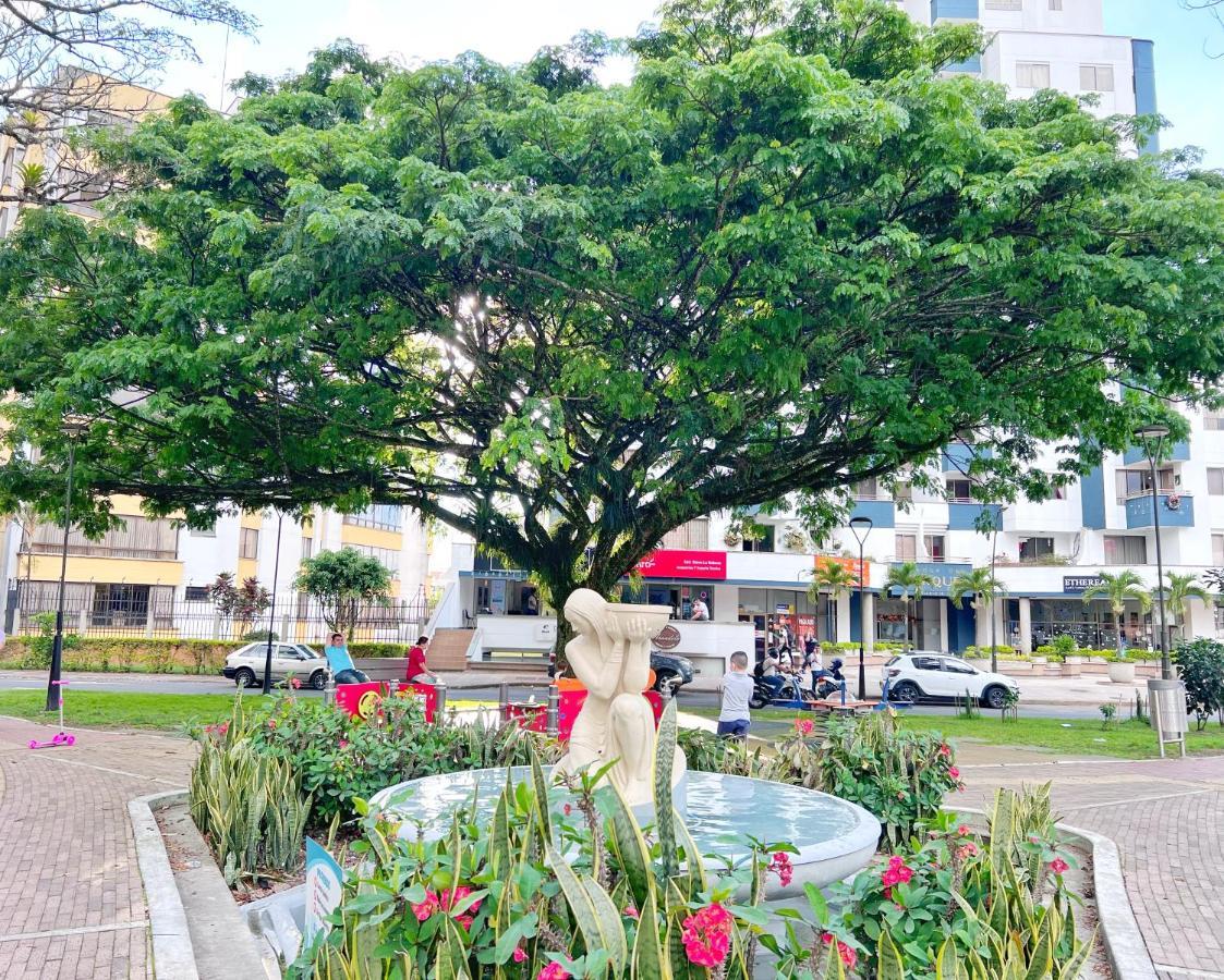 Apartahotel Circunvalar By Parceros Group Pereira Esterno foto
